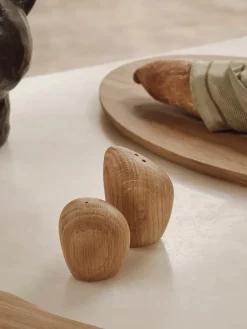 Ferm Living Cairn Salt & Pepper Shakers fra Hot