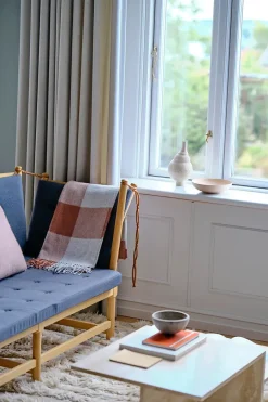 Silkeborg Uldspinderi Caracas Plaid, rosewood fra Outlet