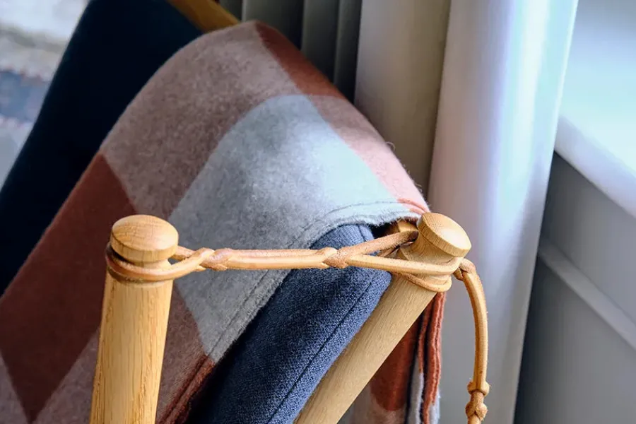Silkeborg Uldspinderi Caracas Plaid, rosewood fra Outlet