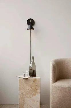 Audo Copenhagen Cast Sconce Wall Lamp fra Clearance
