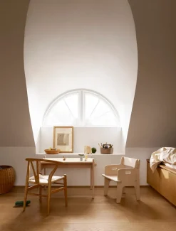 Carl Hansen & Søn CH24 Children's Chair af Hans J. Wegner Outlet