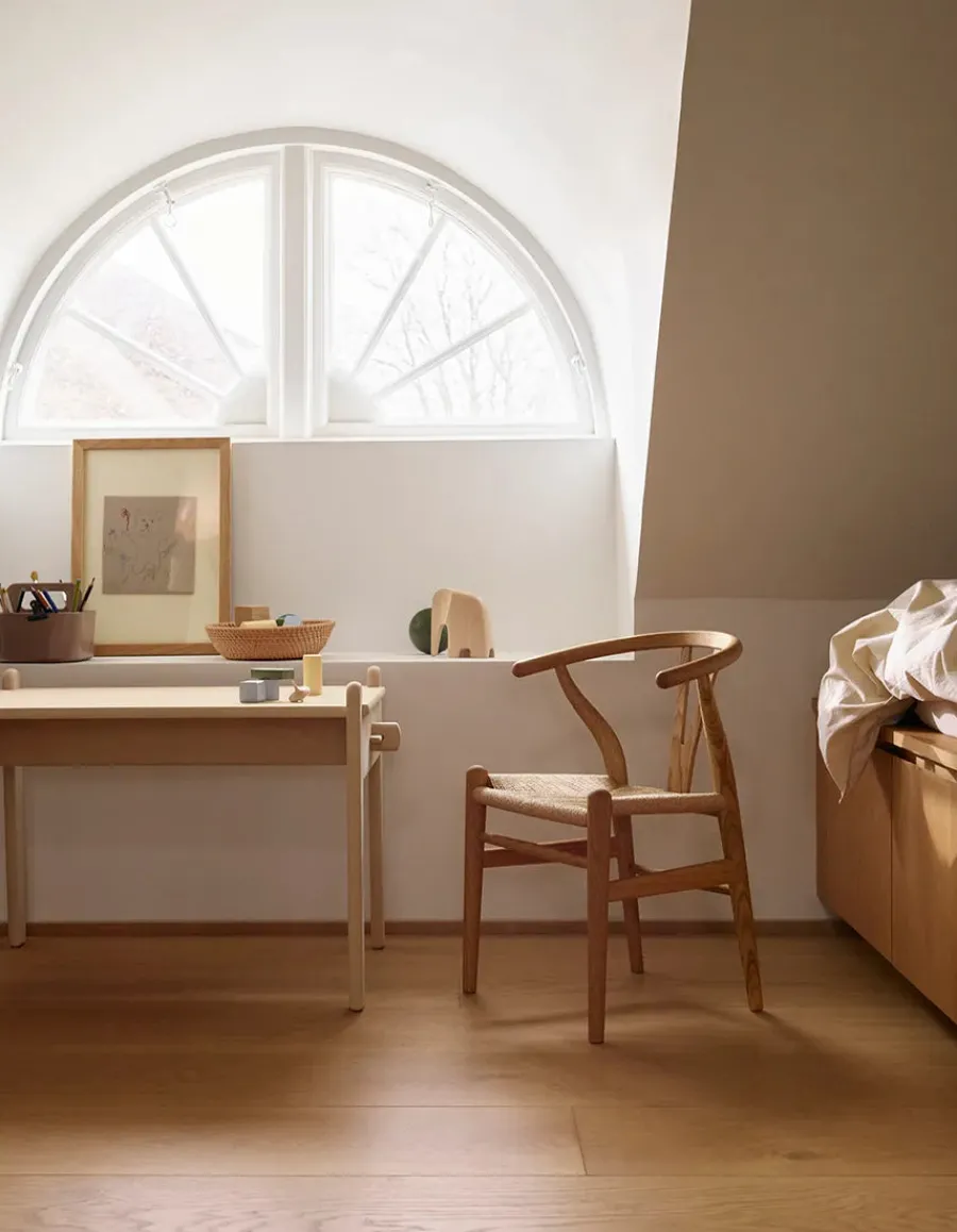 Carl Hansen & Søn CH24 Children's Chair af Hans J. Wegner Outlet