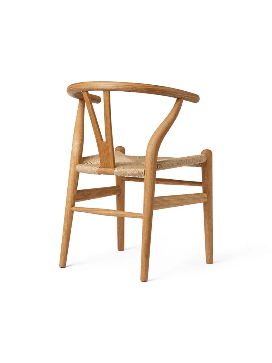 Carl Hansen & Søn CH24 Children's Chair af Hans J. Wegner Outlet