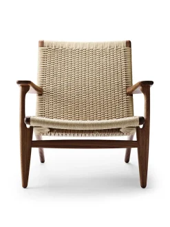Carl Hansen & Søn CH25 Loungestol, valnød olie af Hans J. Wegner Hot