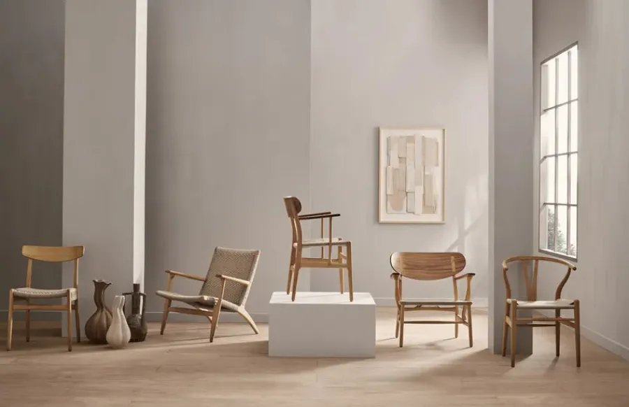 Carl Hansen & Søn CH25 Loungestol, valnød olie af Hans J. Wegner Hot