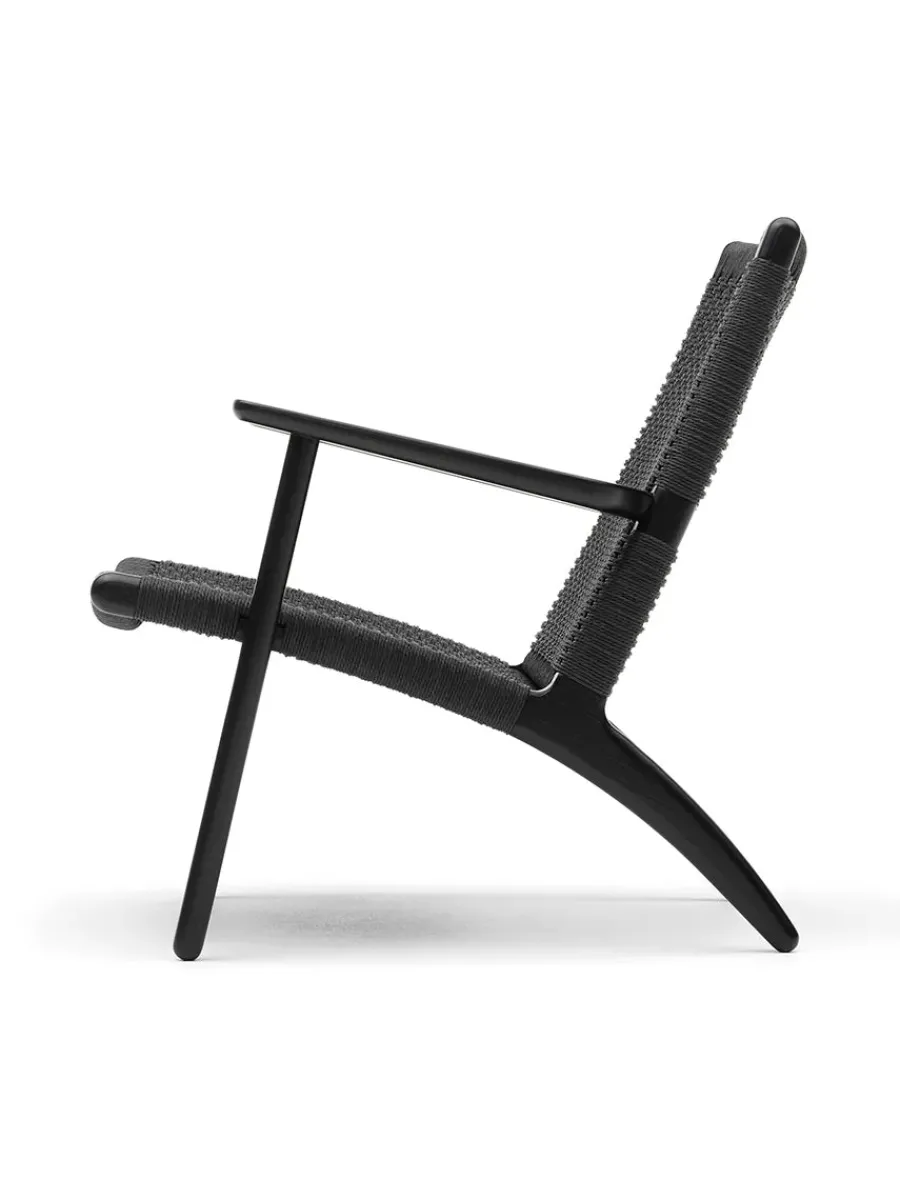 Carl Hansen & Søn CH25 Loungestol, valnød olie af Hans J. Wegner Hot