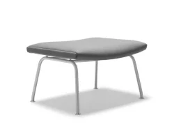 Carl Hansen & Søn CH446 Skammel af Hans J. Wegner Hot