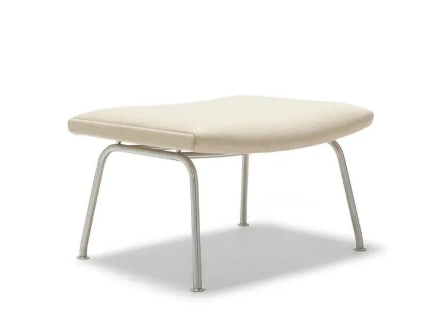 Carl Hansen & Søn CH446 Skammel af Hans J. Wegner Hot