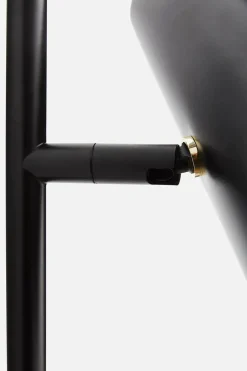 Woud Cono Floor Lamp fra Best