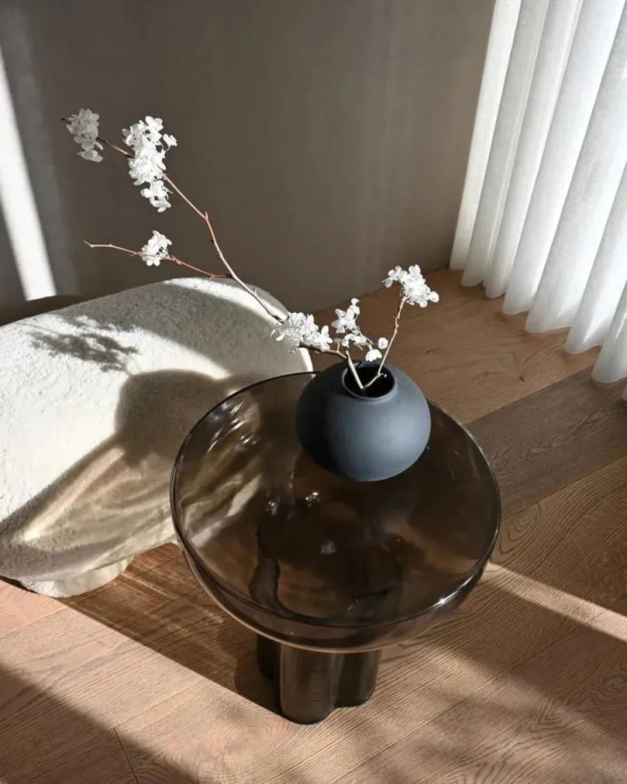 101 Copenhagen Crown Table, tall fra Hot