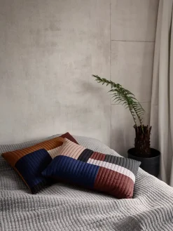 Ferm Living Daze sengetæppe fra Clearance