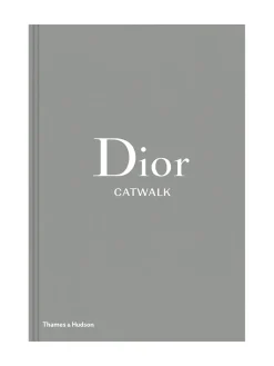 New Mags Dior Catwalk bog fra