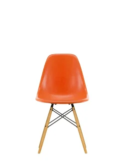 Vitra Eames Fiberglass Chair DSW, lys ahorn fra Hot