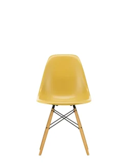 Vitra Eames Fiberglass Chair DSW, lys ahorn fra Hot
