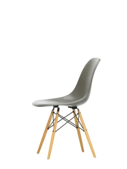 Vitra Eames Fiberglass Chair DSW, lys ahorn fra Hot