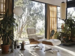 Vitra Eames Lounge Chair inkl. Fodskammel, valnød/Nubia fra Sale