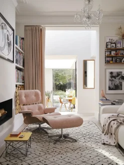 Vitra Eames Lounge Chair inkl. Fodskammel, valnød/Nubia fra Sale