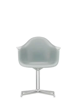 Vitra Eames Plastic Armchair DAL fra Hot