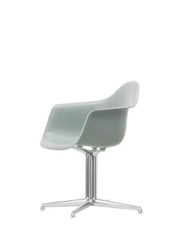 Vitra Eames Plastic Armchair DAL fra Hot