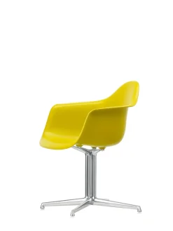 Vitra Eames Plastic Armchair DAL fra Hot