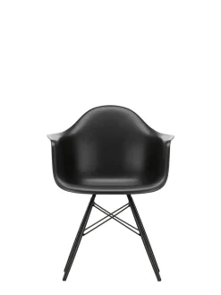 Vitra Eames Plastic Armchair DAW, sortlakeret ahorntræ fra Online