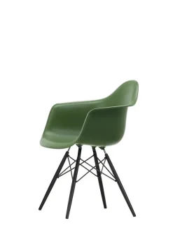 Vitra Eames Plastic Armchair DAW, sortlakeret ahorntræ fra Online
