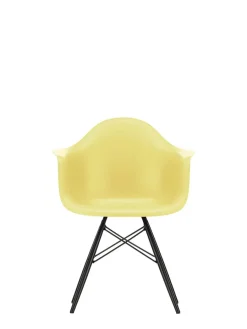 Vitra Eames Plastic Armchair DAW, sortlakeret ahorntræ fra Online
