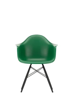 Vitra Eames Plastic Armchair DAW, sortlakeret ahorntræ fra Online