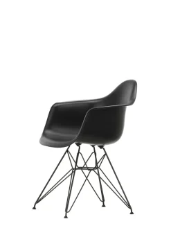 Vitra Eames Plastic Armchair DAR, sort pulverlakering fra