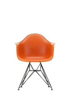 Vitra Eames Plastic Armchair DAR, sort pulverlakering fra