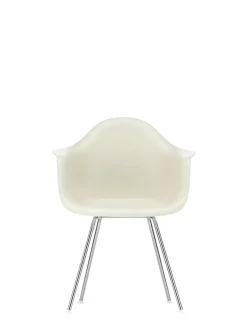 Vitra Eames Plastic Armchair DAX, forkromet fra Best