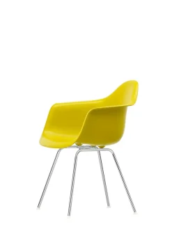 Vitra Eames Plastic Armchair DAX, forkromet fra Best