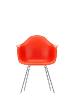 Vitra Eames Plastic Armchair DAX, forkromet fra Best