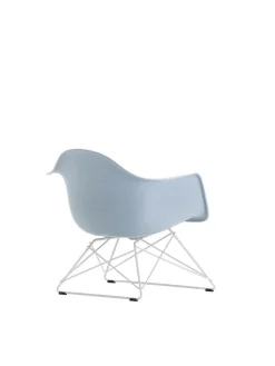 Vitra Eames Plastic Armchair LAR, hvidlakeret fra Outlet