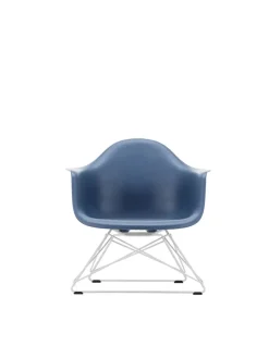 Vitra Eames Plastic Armchair LAR, hvidlakeret fra Outlet