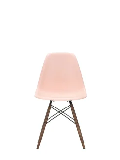 Vitra Eames Plastic Side Chair DSW, mørkbejdset ahorntræ fra Clearance