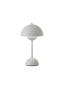 &Tradition Flowerpot Portable VP9 Bordlampe af Verner Panton