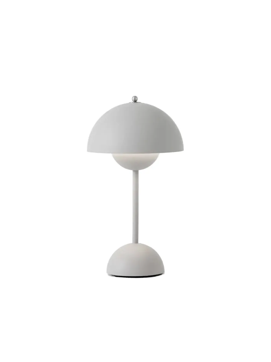 &Tradition Flowerpot Portable VP9 Bordlampe af Verner Panton