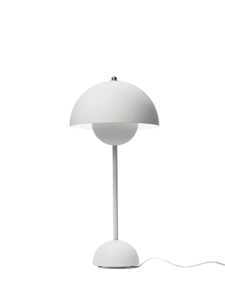 &Tradition Flowerpot VP3 bordlampe af Verner Panton Discount