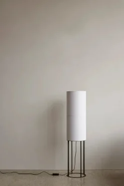 Audo Copenhagen Hashira High Floor Lamp White fra Discount
