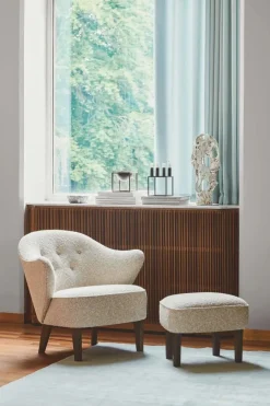 Audo Copenhagen Ingeborg med Fodskammel, Boucle fra New