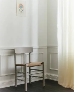 Fredericia Furniture J39 Folkestolen, Khaki grøn af Børge Mogensen Outlet