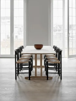 Fredericia Furniture J39 Folkestolen, Khaki grøn af Børge Mogensen Outlet