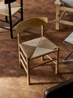 Fredericia Furniture J39 Folkestolen, sæbebehandlet eg af Børge Mogensen Discount
