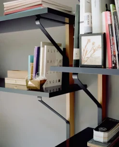 Artek Kaari Wall Shelf, 100x188 cm fra