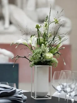 Audo Copenhagen Kubus Vase Lolo, hvid fra Hot