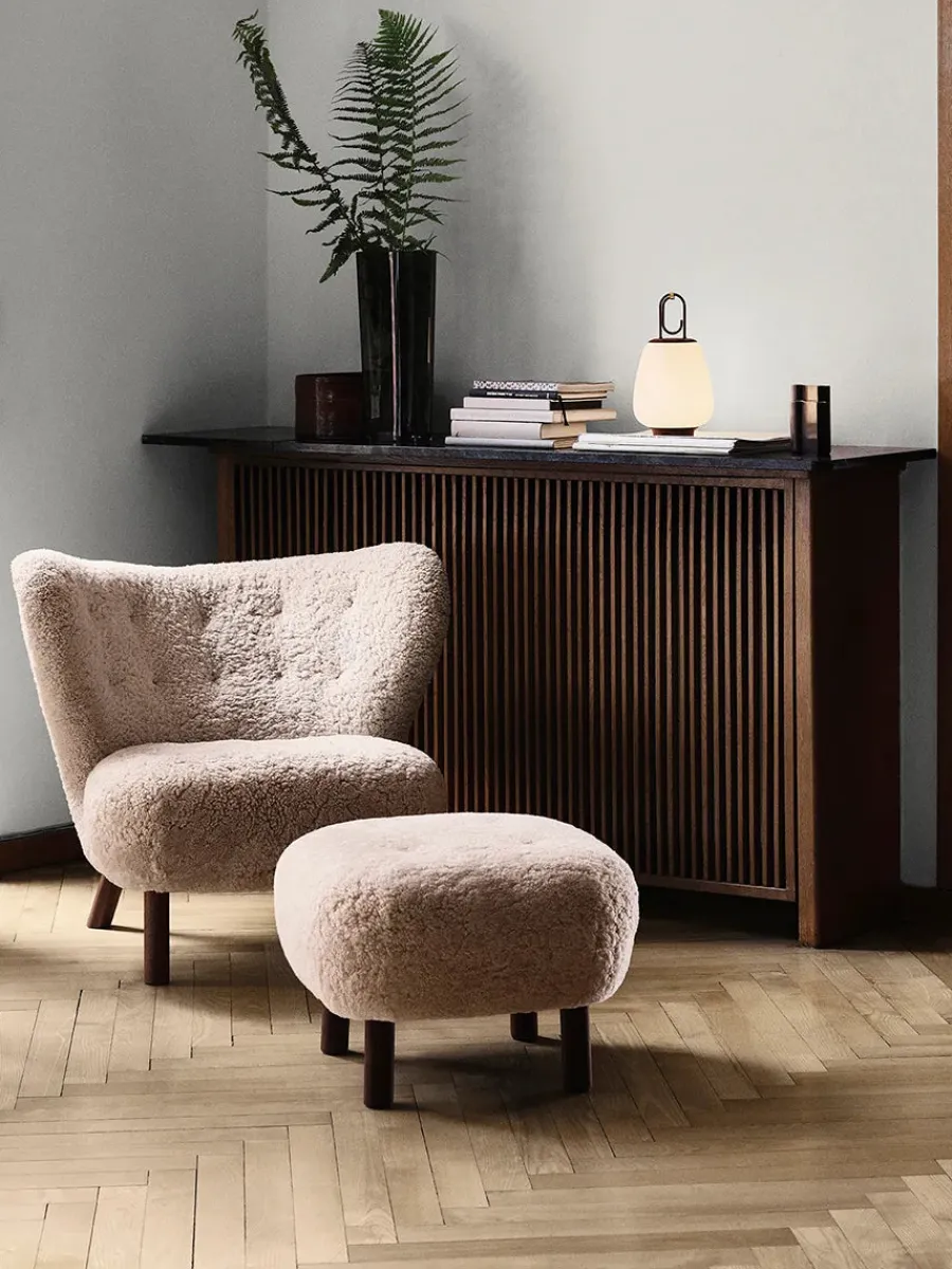 &Tradition Little Petra inkl. skammel, Sheepskin Moonlight fra Discount