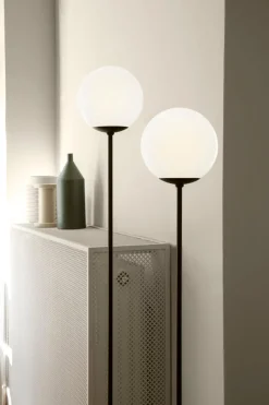 Astep Model 1081 Gulvlampe fra Online