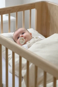 We Are Bitte Nature Baby Bed 2.0 fra Clearance