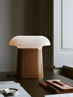 Woud Nova Table Lamp, walnut fra Outlet